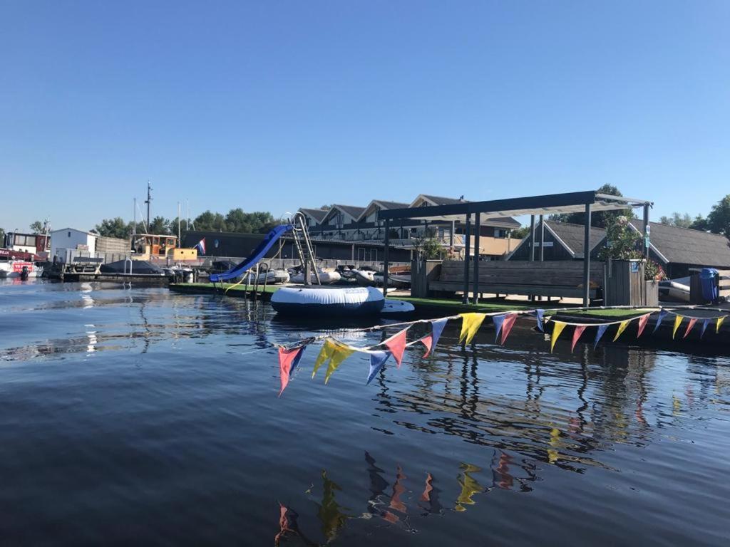 Beach House Giethoorn Wanneperveen 外观 照片